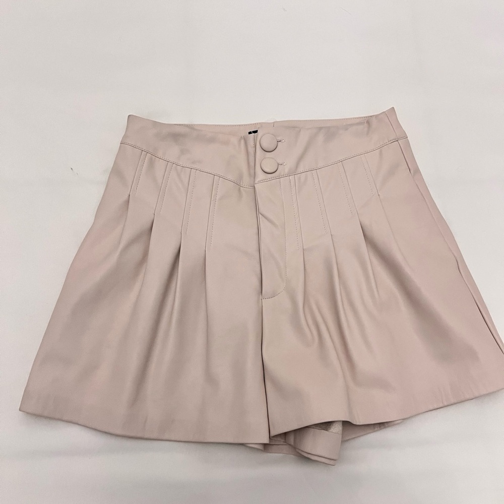 DO+BE Faux Leather Shorts